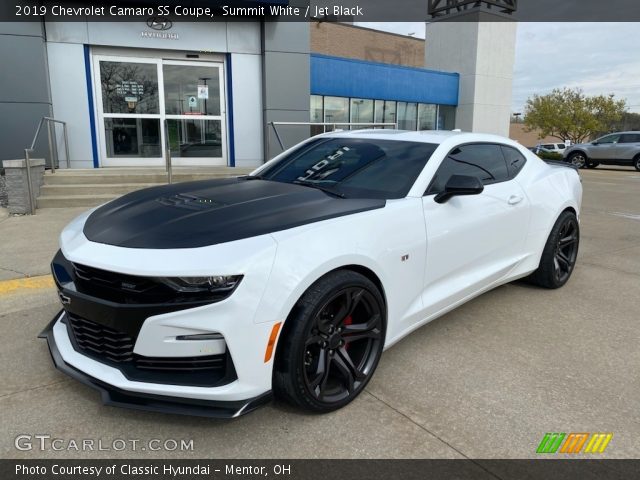 2019 Chevrolet Camaro SS Coupe in Summit White