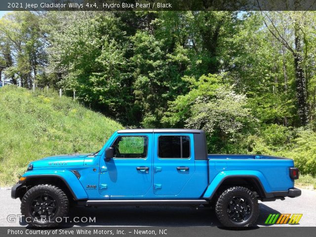 2021 Jeep Gladiator Willys 4x4 in Hydro Blue Pearl