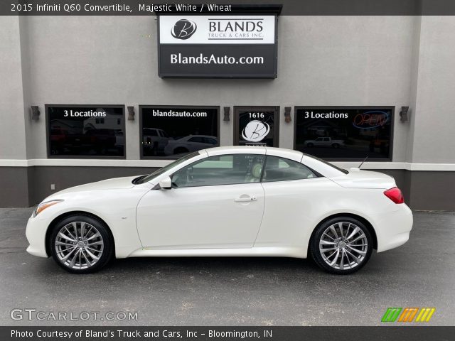 2015 Infiniti Q60 Convertible in Majestic White