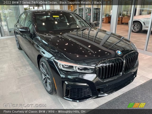 2022 BMW 7 Series 740i xDrive Sedan in Black Sapphire Metallic