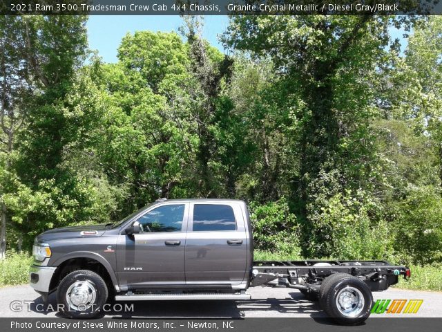 2021 Ram 3500 Tradesman Crew Cab 4x4 Chassis in Granite Crystal Metallic
