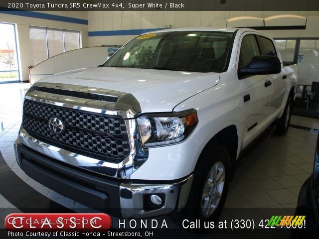 2020 Toyota Tundra SR5 CrewMax 4x4 in Super White