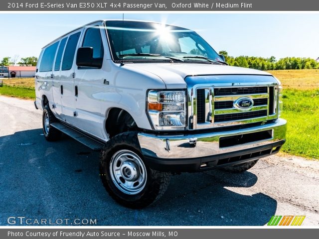 2014 Ford E-Series Van E350 XLT 4x4 Passenger Van in Oxford White