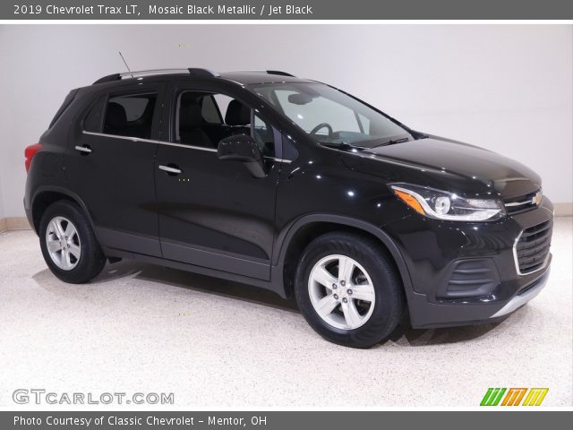 2019 Chevrolet Trax LT in Mosaic Black Metallic