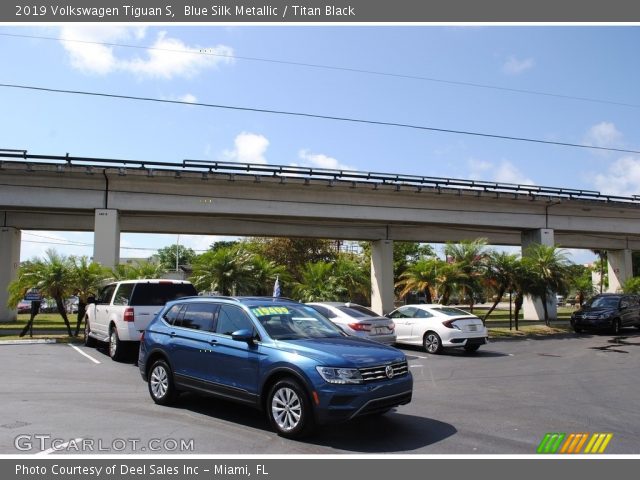 2019 Volkswagen Tiguan S in Blue Silk Metallic