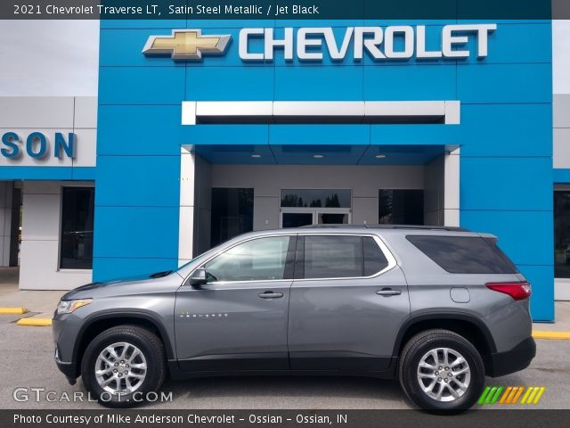 2021 Chevrolet Traverse LT in Satin Steel Metallic