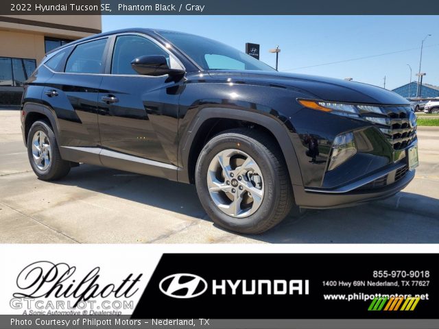 2022 Hyundai Tucson SE in Phantom Black