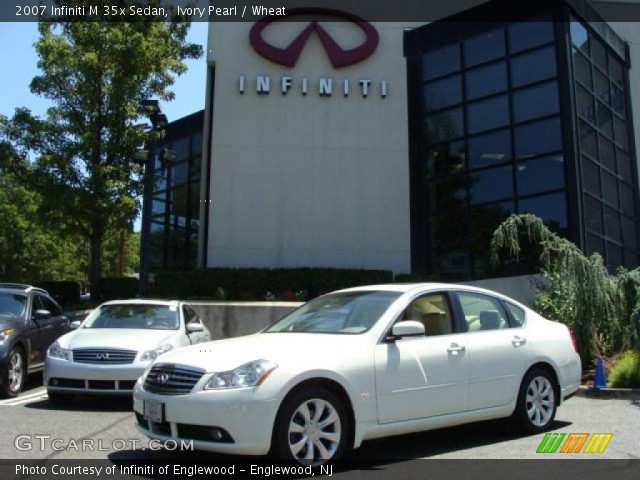 2007 Infiniti M 35x Sedan in Ivory Pearl