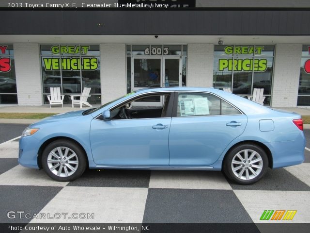 2013 Toyota Camry XLE in Clearwater Blue Metallic