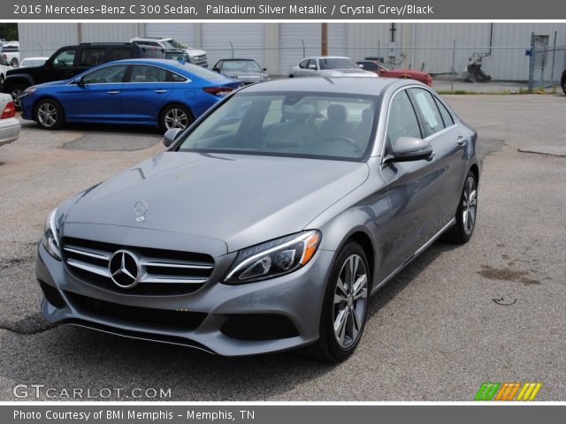 2016 Mercedes-Benz C 300 Sedan in Palladium Silver Metallic