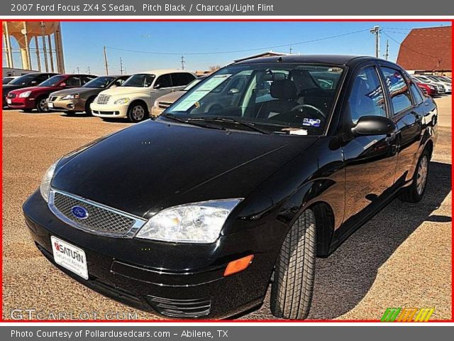 2007 Ford Focus ZX4 S Sedan in Pitch Black