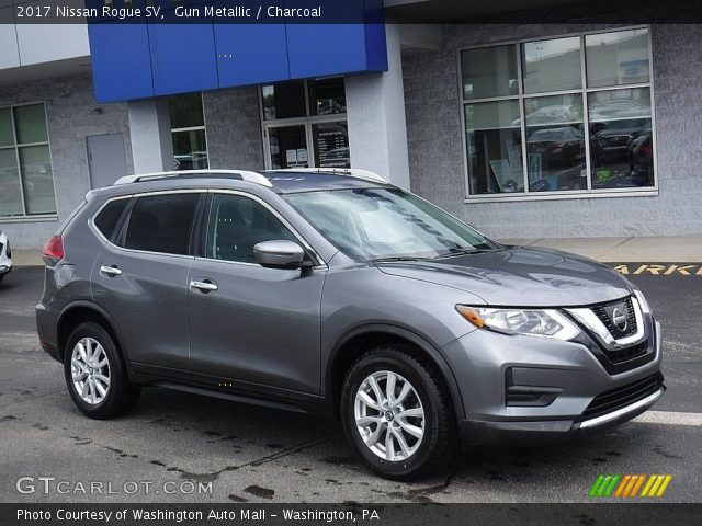 2017 Nissan Rogue SV in Gun Metallic