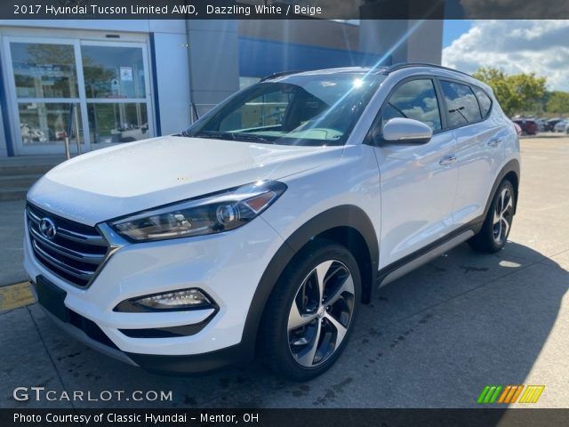 2017 Hyundai Tucson Limited AWD in Dazzling White