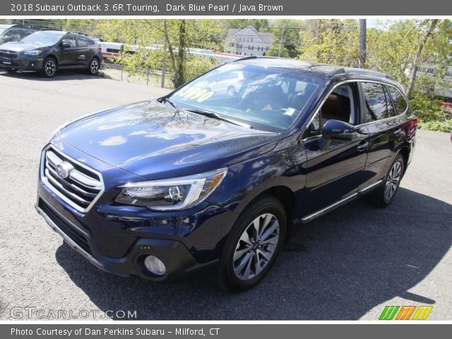 2018 Subaru Outback 3.6R Touring in Dark Blue Pearl