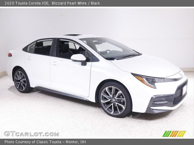 2020 Toyota Corolla XSE in Blizzard Pearl White