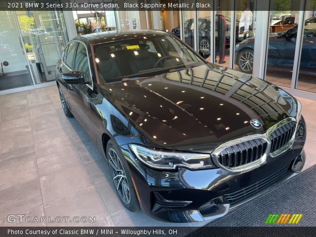 2021 BMW 3 Series 330i xDrive Sedan in Black Sapphire Metallic
