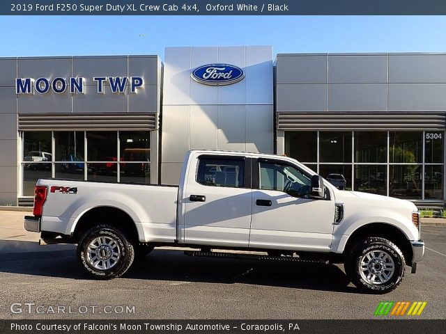 2019 Ford F250 Super Duty XL Crew Cab 4x4 in Oxford White