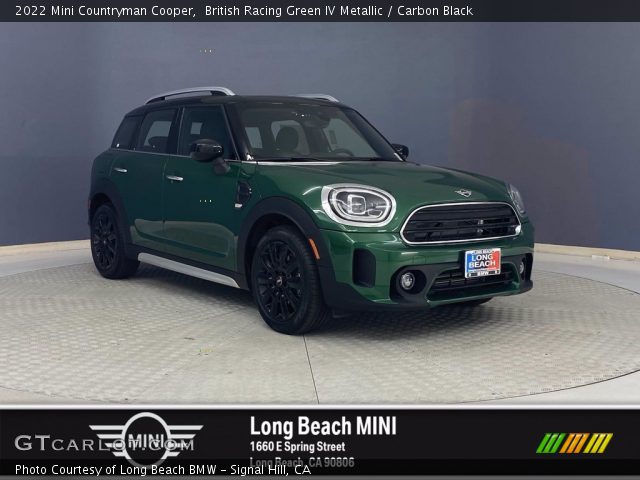 2022 Mini Countryman Cooper in British Racing Green IV Metallic