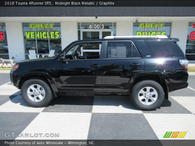 2018 Toyota 4Runner SR5 in Midnight Black Metallic