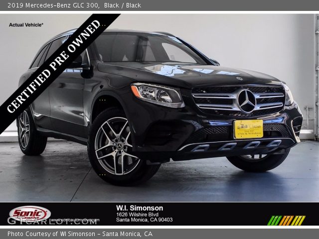2019 Mercedes-Benz GLC 300 in Black