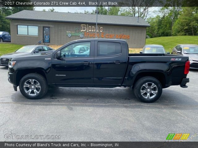 2017 Chevrolet Colorado Z71 Crew Cab 4x4 in Black