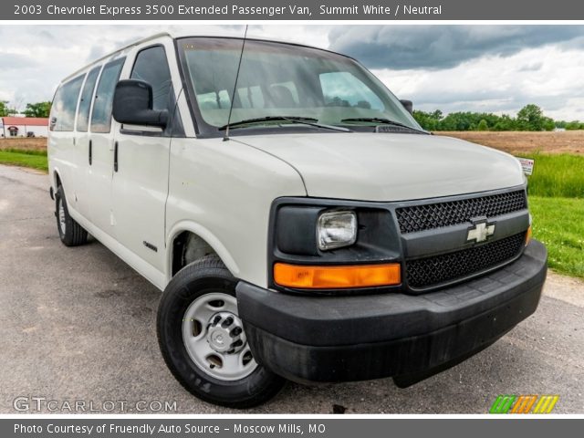 2003 Chevrolet Express 3500 Extended Passenger Van in Summit White