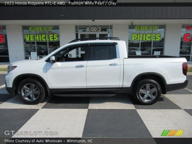 2021 Honda Ridgeline RTL-E AWD in Platinum White Pearl