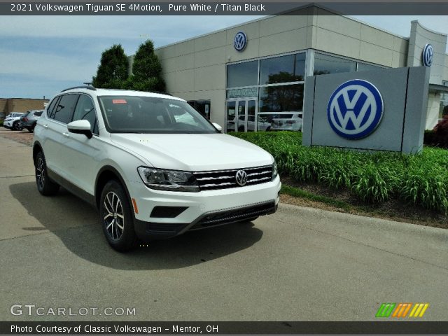 2021 Volkswagen Tiguan SE 4Motion in Pure White