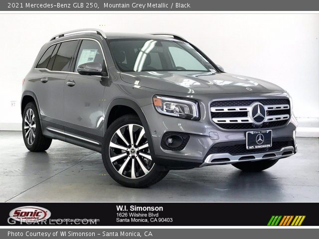 2021 Mercedes-Benz GLB 250 in Mountain Grey Metallic