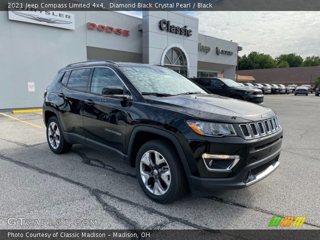 2021 Jeep Compass Limited 4x4 in Diamond Black Crystal Pearl