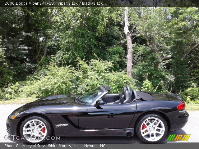 2006 Dodge Viper SRT-10 in Viper Black