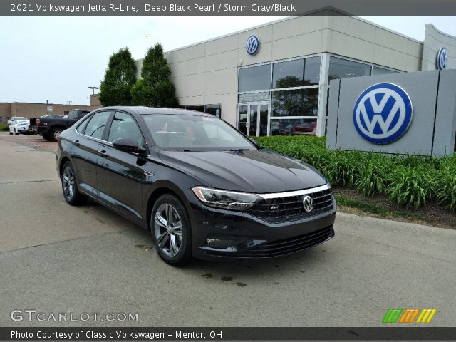 2021 Volkswagen Jetta R-Line in Deep Black Pearl