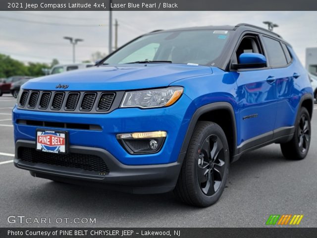 2021 Jeep Compass Latitude 4x4 in Laser Blue Pearl