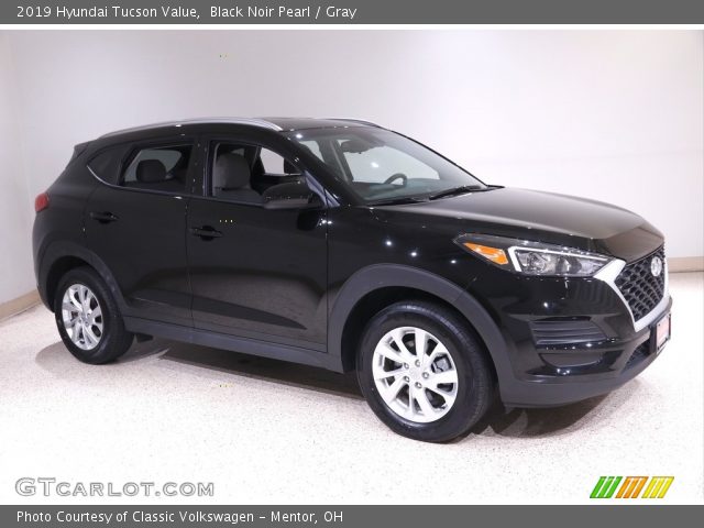 2019 Hyundai Tucson Value in Black Noir Pearl