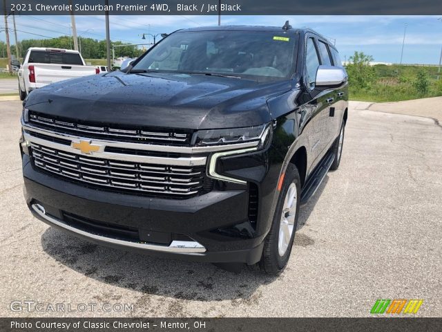 2021 Chevrolet Suburban Premier 4WD in Black