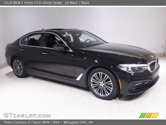 2018 BMW 5 Series 530i xDrive Sedan in Jet Black