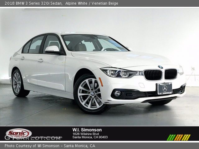 2018 BMW 3 Series 320i Sedan in Alpine White