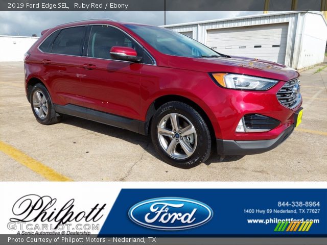 2019 Ford Edge SEL in Ruby Red