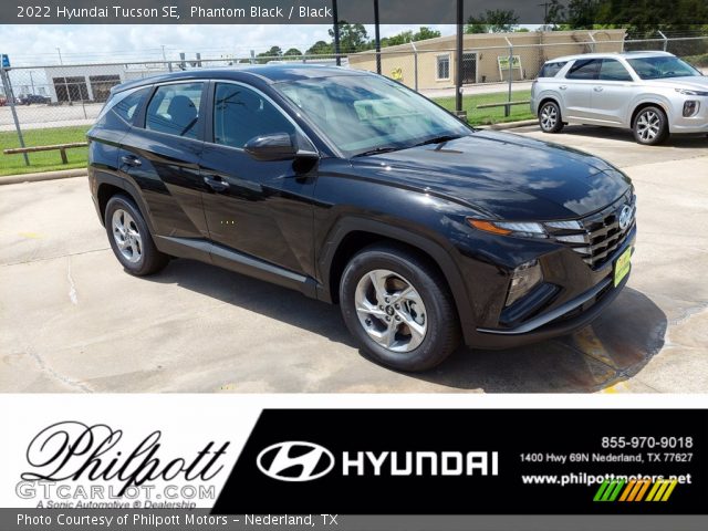 2022 Hyundai Tucson SE in Phantom Black