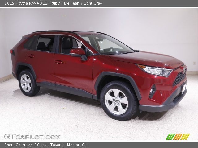 2019 Toyota RAV4 XLE in Ruby Flare Pearl