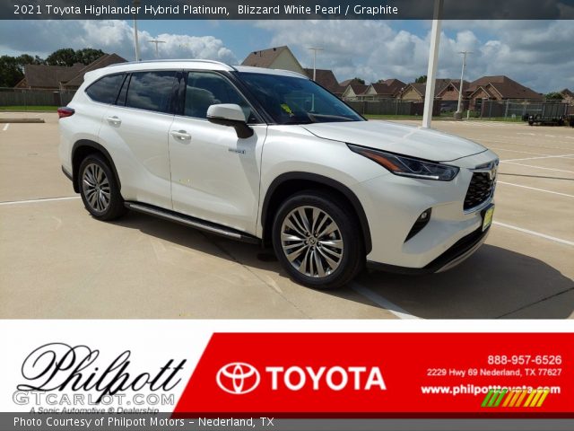 2021 Toyota Highlander Hybrid Platinum in Blizzard White Pearl