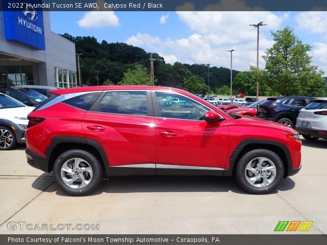2022 Hyundai Tucson SE AWD in Calypso Red