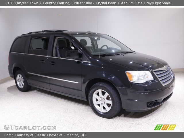 2010 Chrysler Town & Country Touring in Brilliant Black Crystal Pearl
