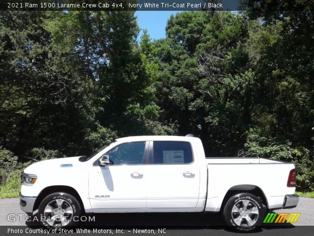 2021 Ram 1500 Laramie Crew Cab 4x4 in Ivory White Tri-Coat Pearl