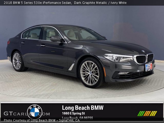 2018 BMW 5 Series 530e iPerfomance Sedan in Dark Graphite Metallic