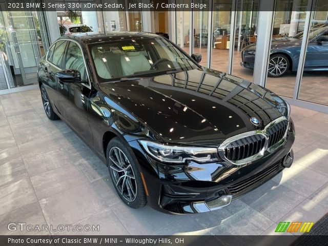 2021 BMW 3 Series 330i xDrive Sedan in Jet Black