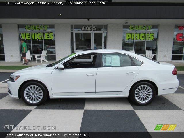 2017 Volkswagen Passat SE Sedan in Pure White