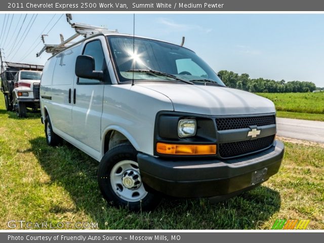 2011 Chevrolet Express 2500 Work Van in Summit White