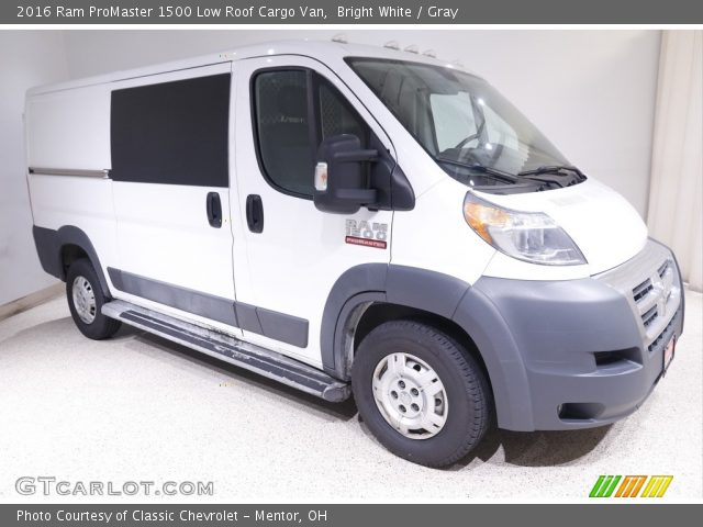 2016 Ram ProMaster 1500 Low Roof Cargo Van in Bright White