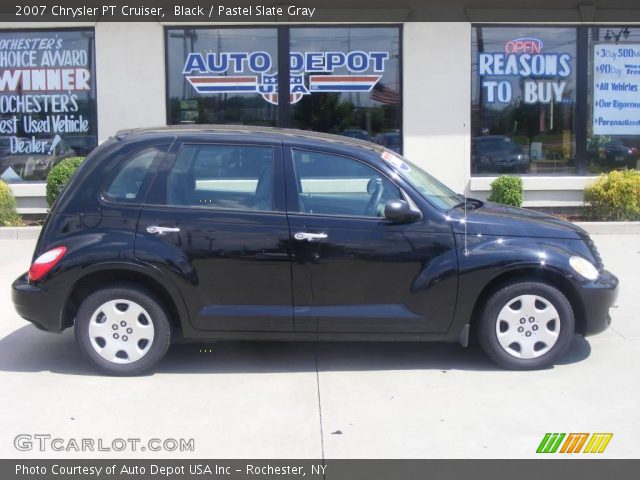 2007 Chrysler PT Cruiser  in Black